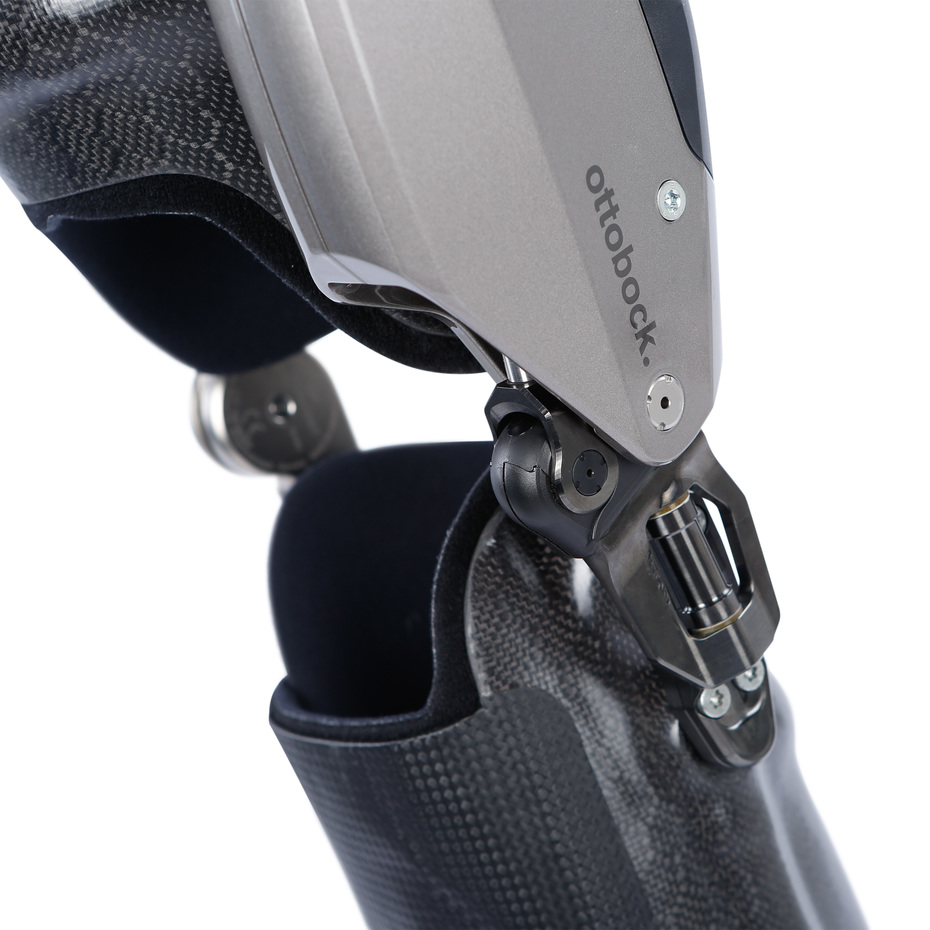 Opens video: "The C-Brace®"