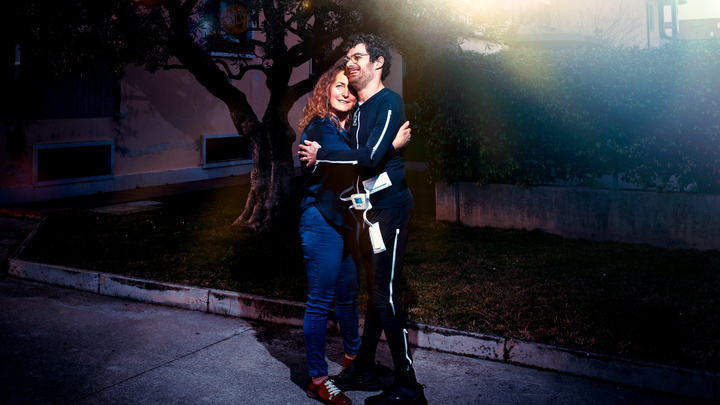 Exopulse Mollii Suit: Michele with his mother